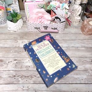 Pregnancy & Childbirth Paperback Book By Tracie Hotchner Nonfiction Baby Infant